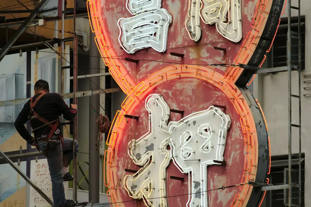 市场拓展竞争策略在品牌定位中的关键作用与实战应用